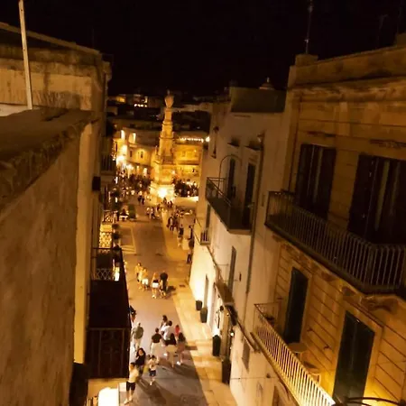 Cavour 30